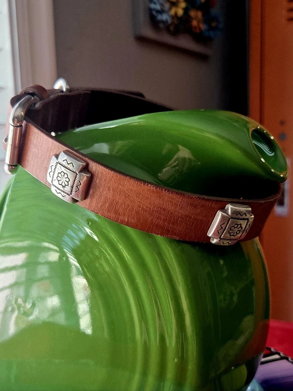 NWOT Sundance Catalog NewYork Dog Leather/Sterling Silver Concho Dog Collar